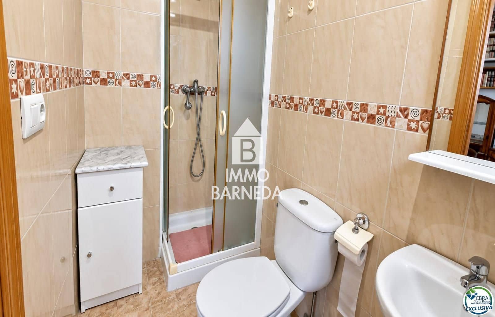 Piso de 3 habitaciones en Roses en venta con piscina garaje - 340.000 € (Ref: 10101165)