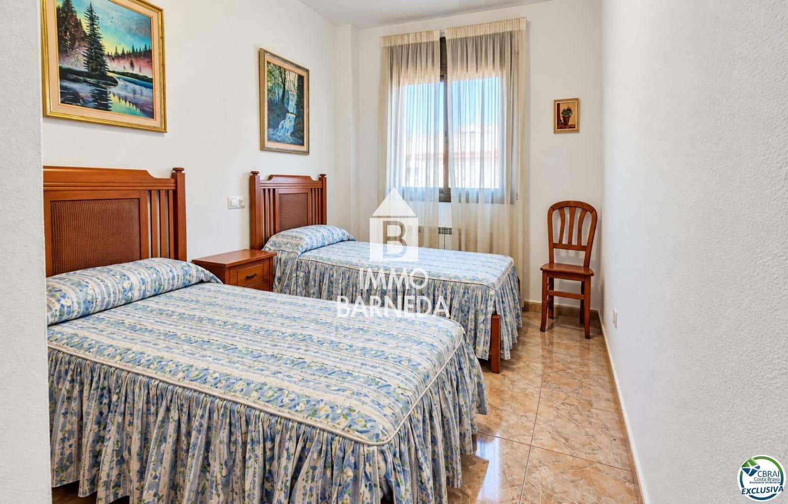 Piso de 3 habitaciones en Roses en venta con piscina garaje - 340.000 € (Ref: 10101165)