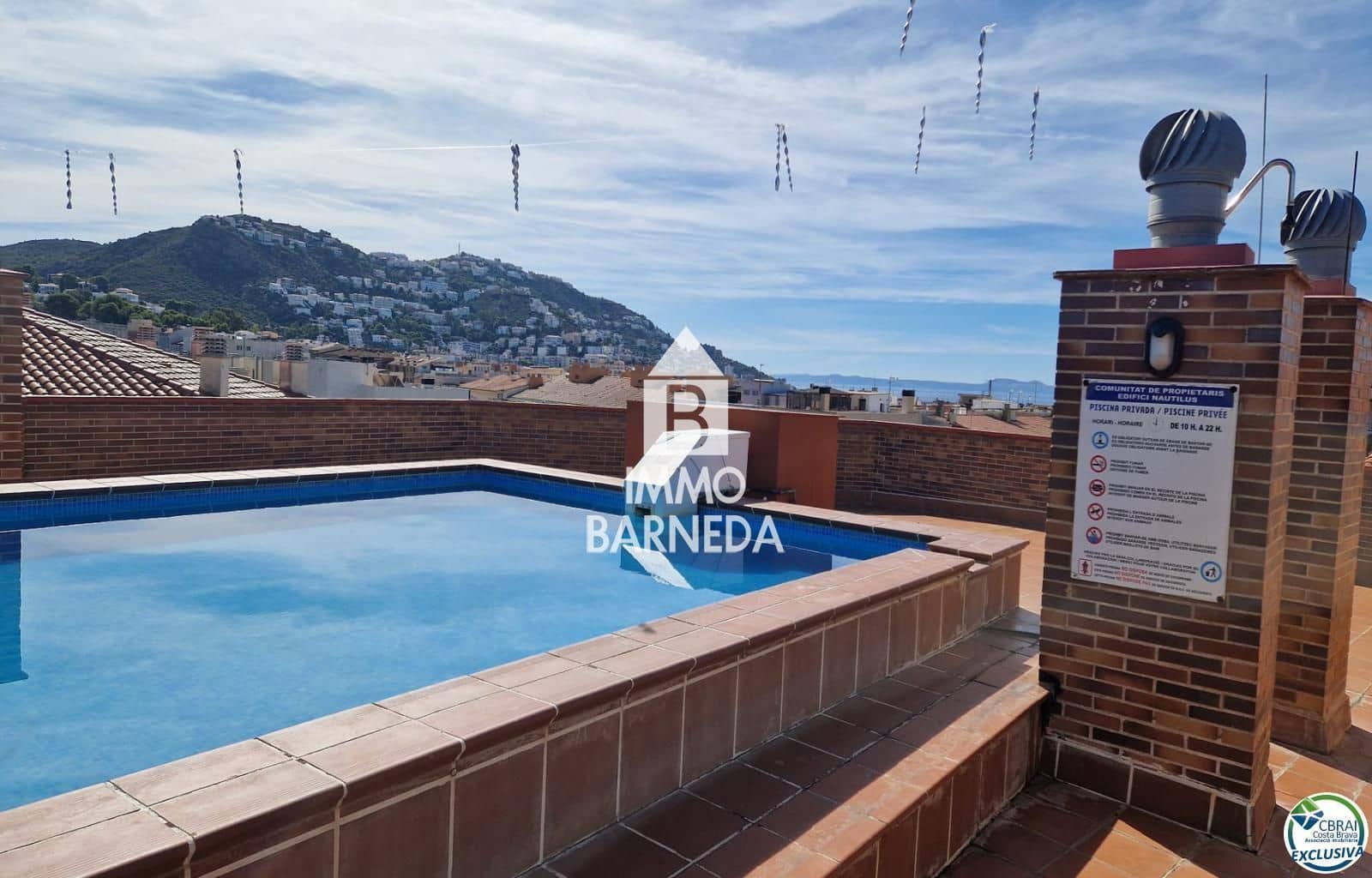 Piso de 3 habitaciones en Roses en venta con piscina garaje - 340.000 € (Ref: 10101165)