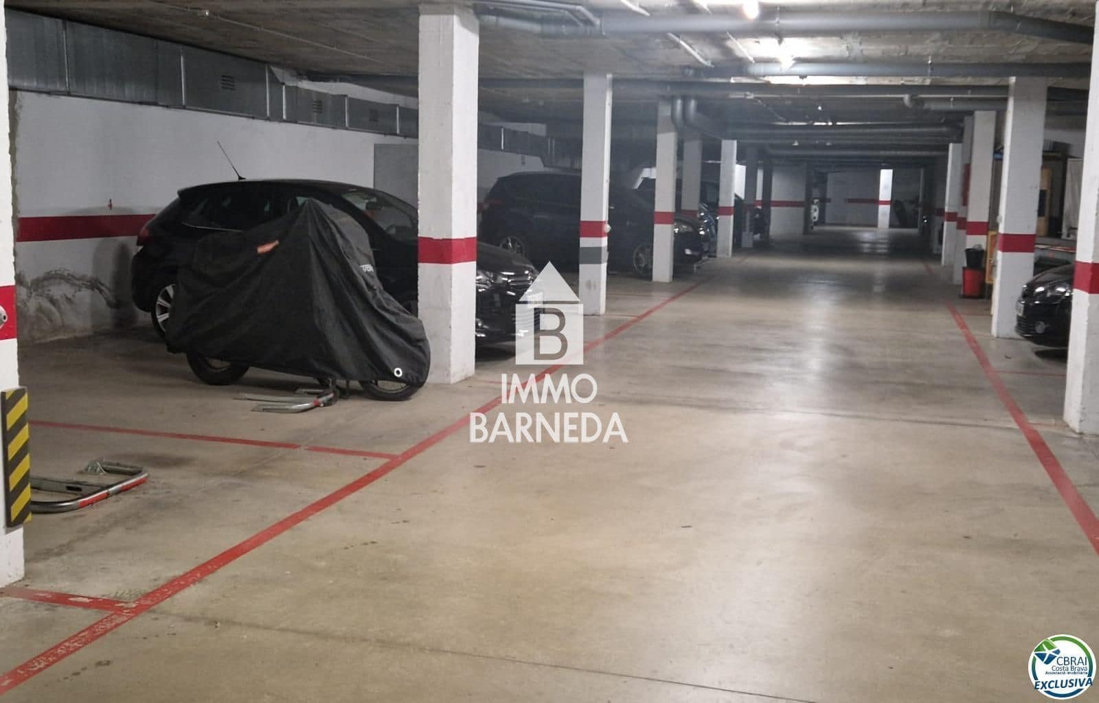 Piso de 3 habitaciones en Roses en venta con piscina garaje - 340.000 € (Ref: 10101165)