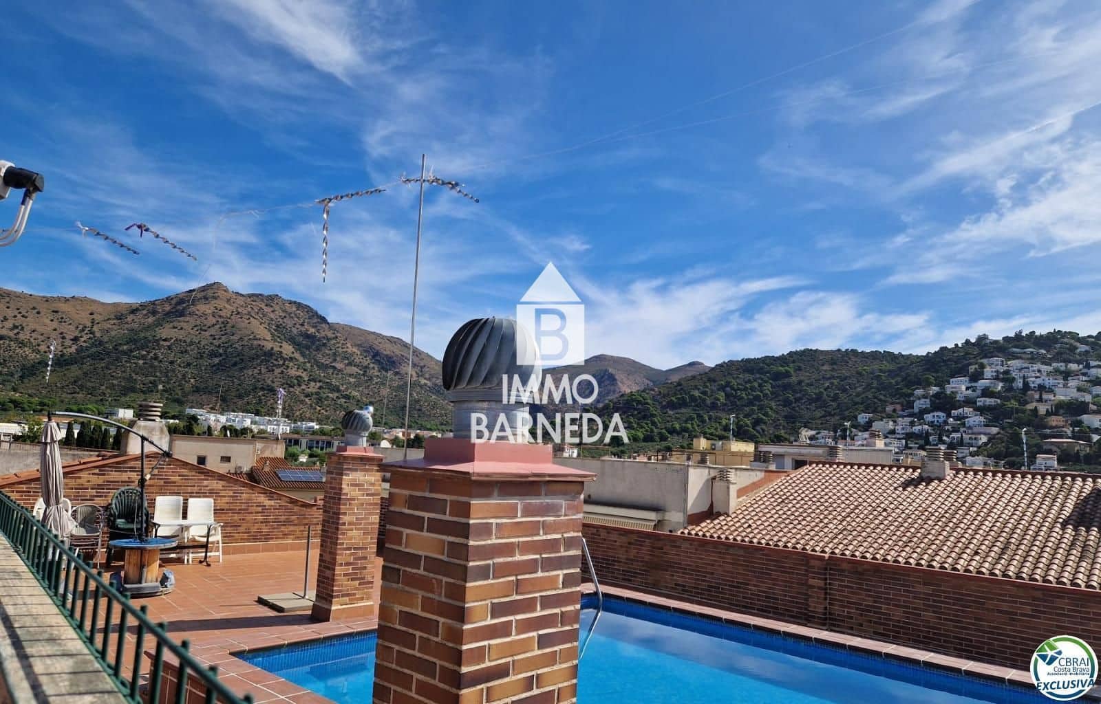 Piso de 3 habitaciones en Roses en venta con piscina garaje - 340.000 € (Ref: 10101165)
