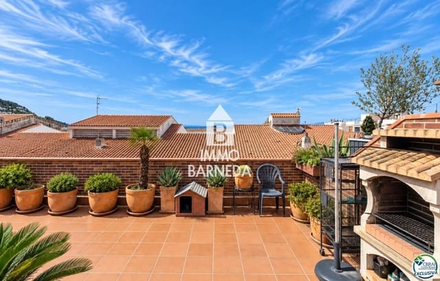 Piso de 3 habitaciones en Roses en venta con piscina garaje - 340.000 € (Ref: 10101165)