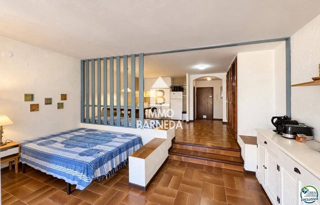 Flat te koop in Santa Margarida, Roses - € 185.000 (Ref: 10104303)