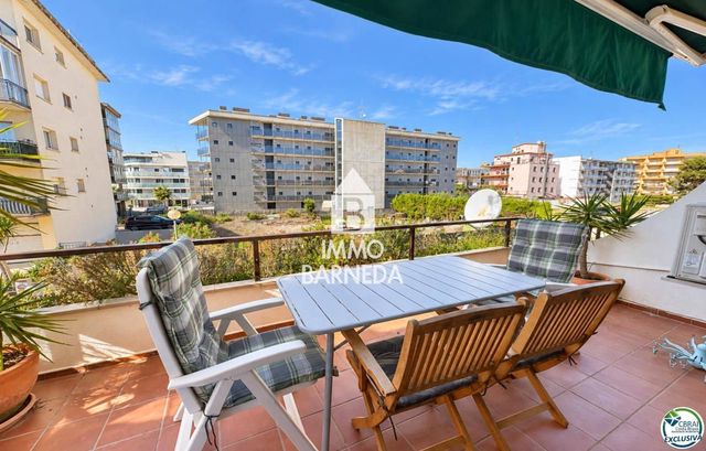 Flat te koop in Santa Margarida, Roses - € 185.000 (Ref: 10104303)