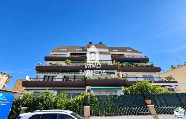 Flat te koop in Santa Margarida, Roses - € 185.000 (Ref: 10104303)