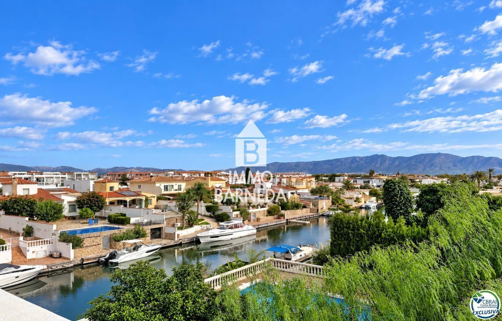 1 bedroom Flat for sale in Empuriabrava with pool garage - € 190,000 (Ref: 10112142)