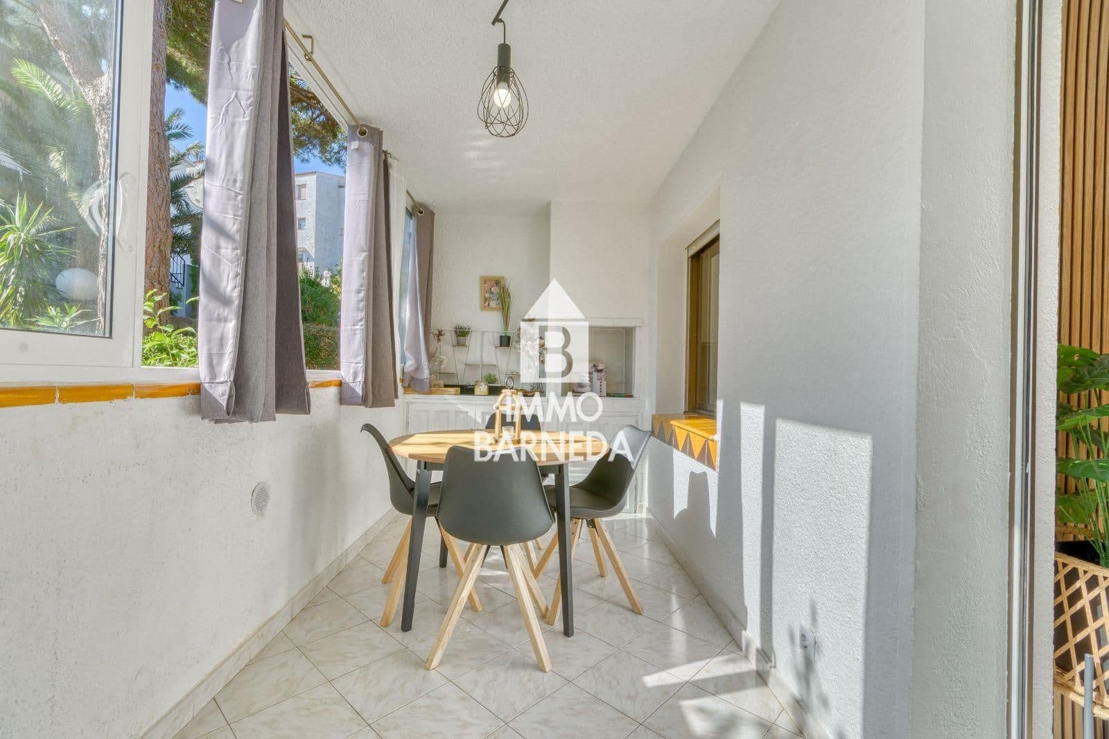 1 chambre Appartement à vendre à Roses avec piscine garage - 139 500 € (Ref: 10132114)