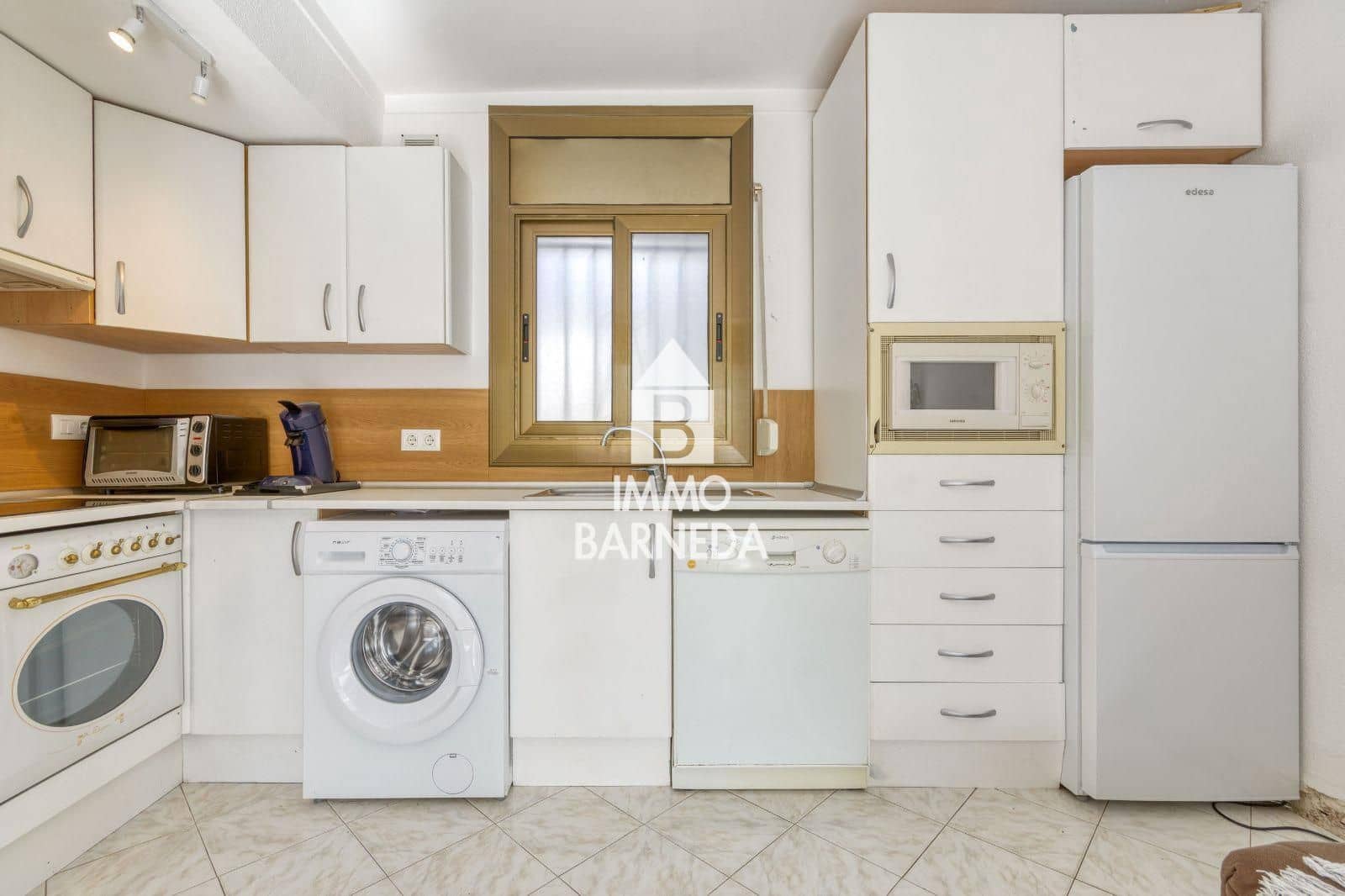 1 chambre Appartement à vendre à Roses avec piscine garage - 139 500 € (Ref: 10132114)