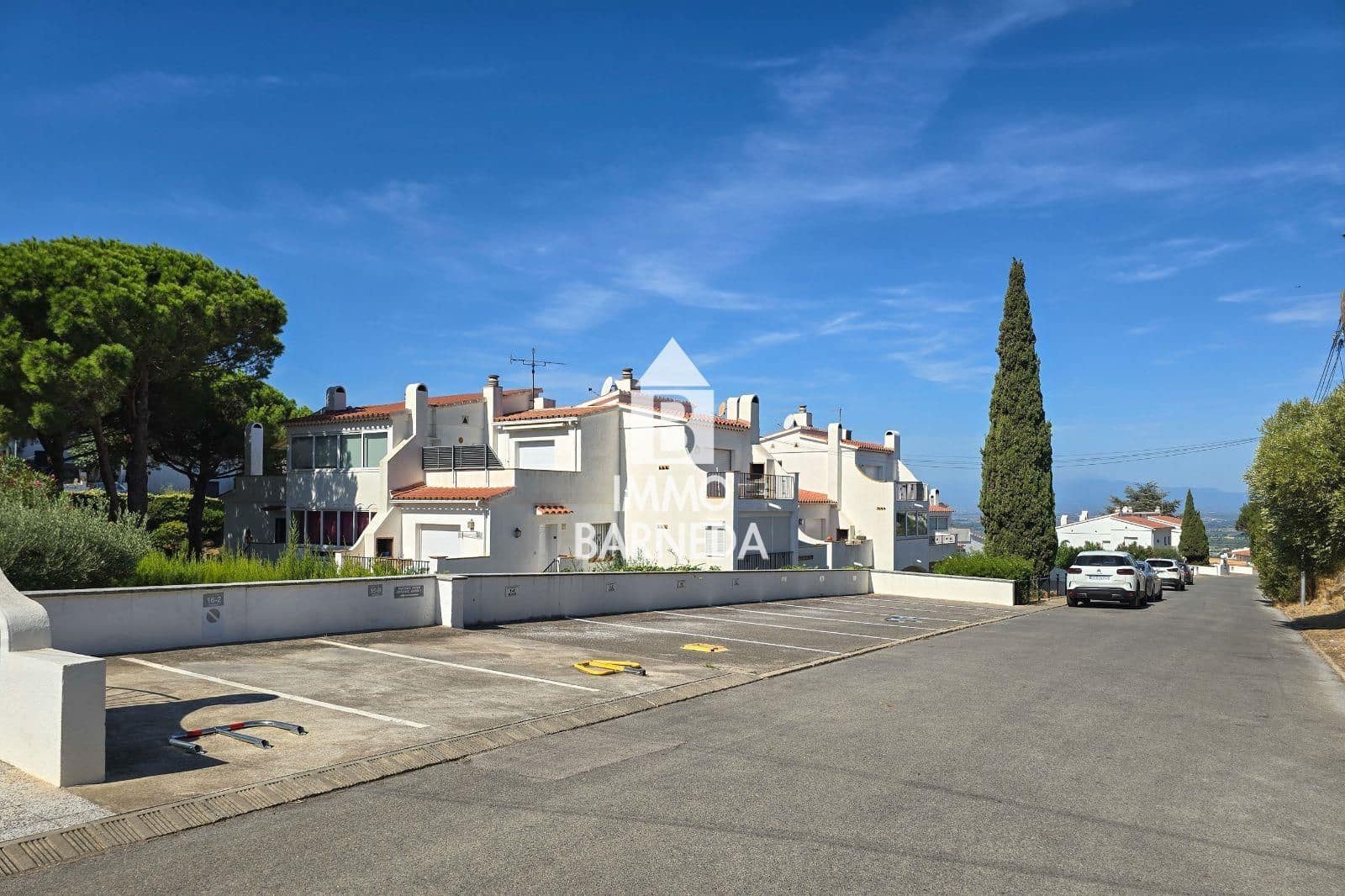 1 chambre Appartement à vendre à Roses avec piscine garage - 139 500 € (Ref: 10132114)