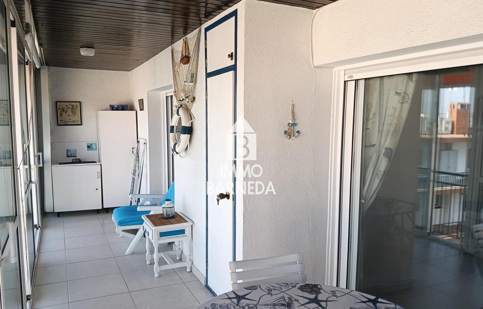 2 bedroom Flat for sale in Roses with garage - € 387,000 (Ref: 10132115)