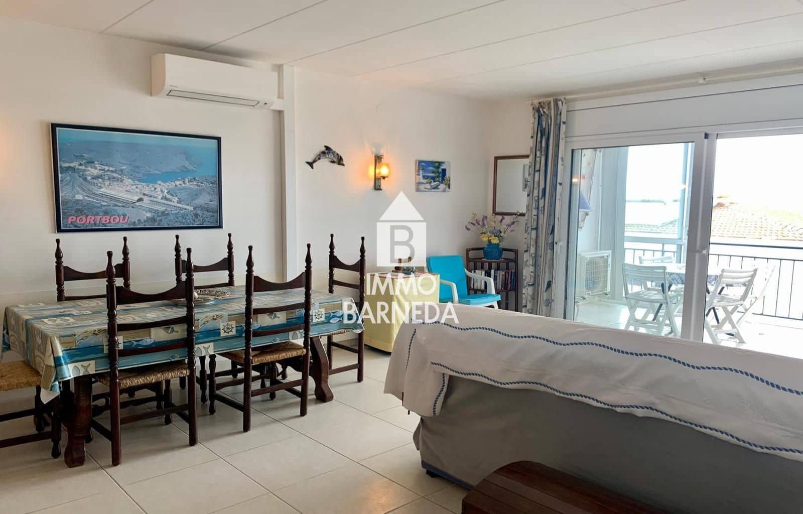 2 bedroom Flat for sale in Roses with garage - € 387,000 (Ref: 10132115)