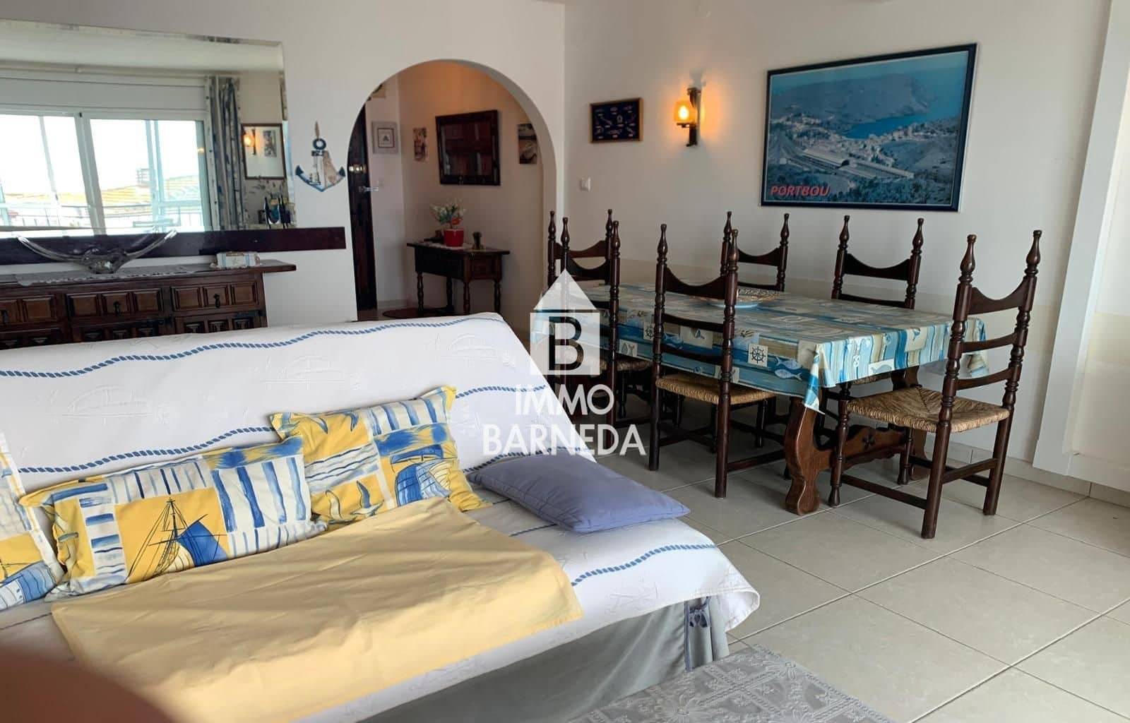 2 bedroom Flat for sale in Roses with garage - € 387,000 (Ref: 10132115)