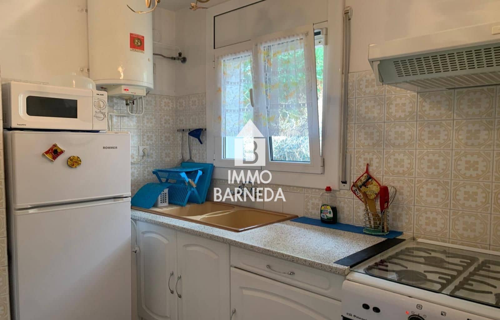 2 bedroom Flat for sale in Roses with garage - € 387,000 (Ref: 10132115)