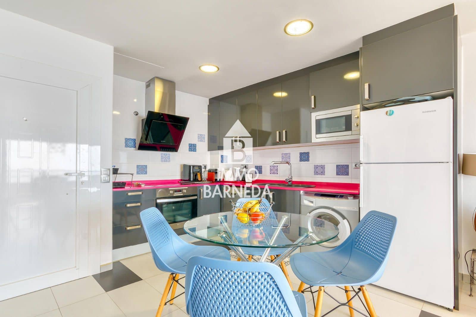 2 Zimmer Wohnung zu verkaufen in Roses mit Garage - 277.000 € (Ref: 10132141)