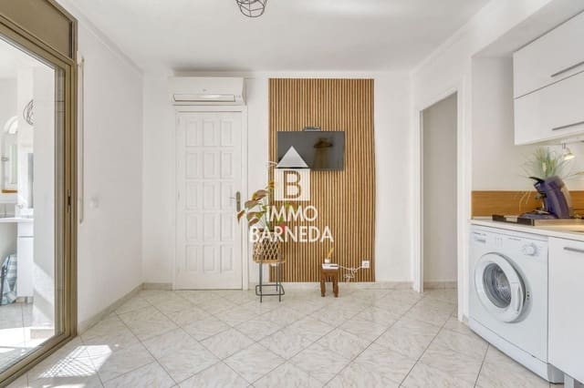 1 Zimmer Wohnung zu verkaufen in Roses mit Pool Garage - 139.500 € (Ref: 10134868)