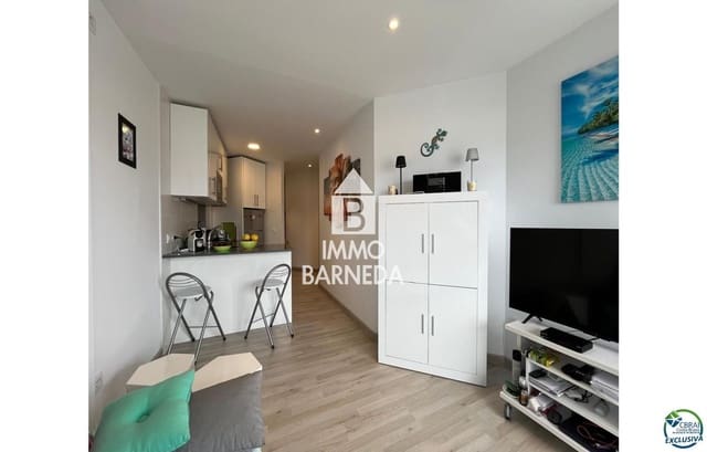 Flat for sale in Empuriabrava, Castelló d'Empúries - € 169,000 (Ref: 10136540)