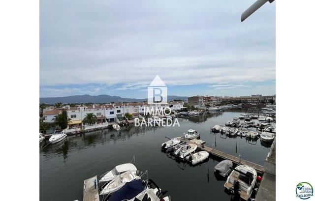 Flat for sale in Empuriabrava, Castelló d'Empúries - € 169,000 (Ref: 10136540)