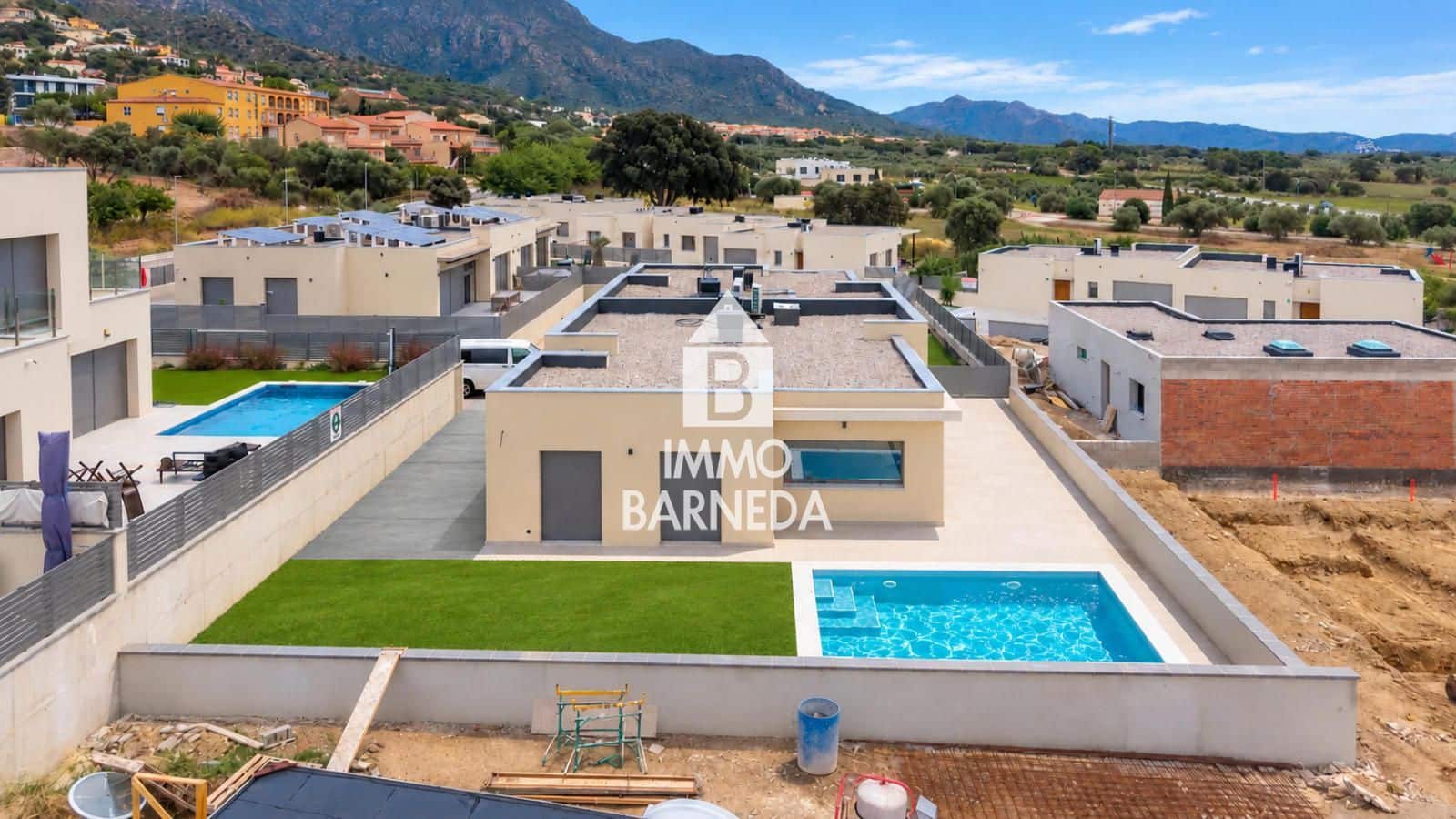 3 soveværelse Villa til salg i Palau-saverdera med swimmingpool garage - € 561.750 (Ref: 10141344)