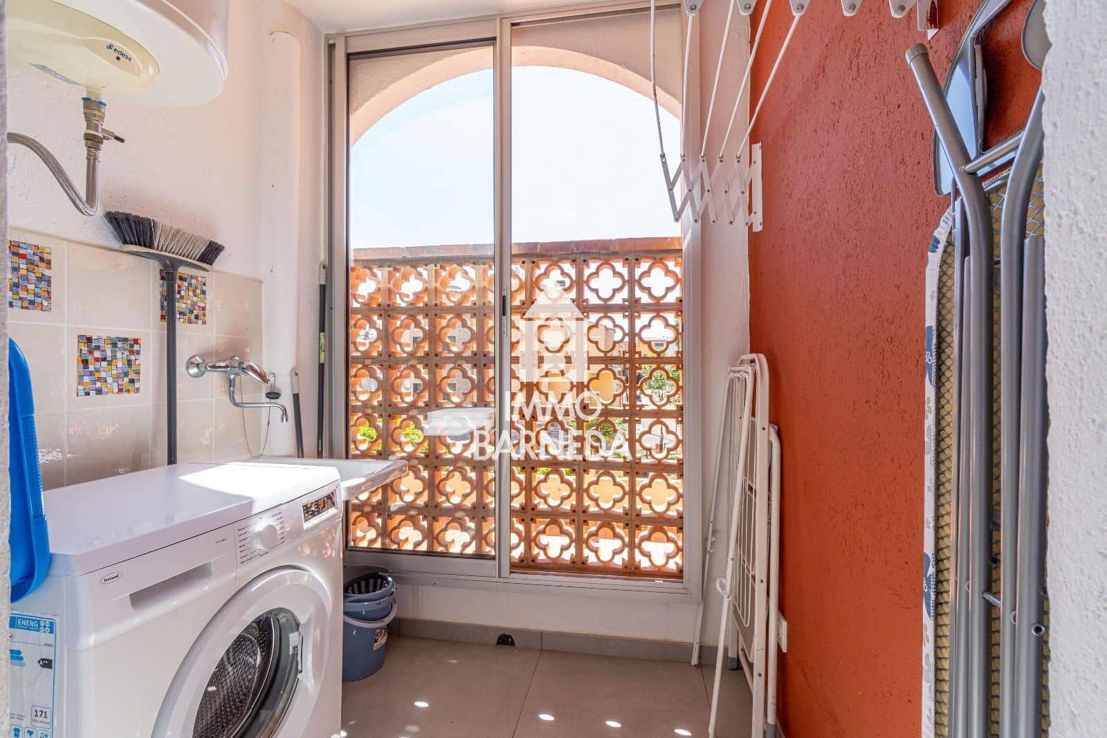 2 sovrum Lägenhet till salu i Empuriabrava med pool - 257 000 € (Ref: 10155561)