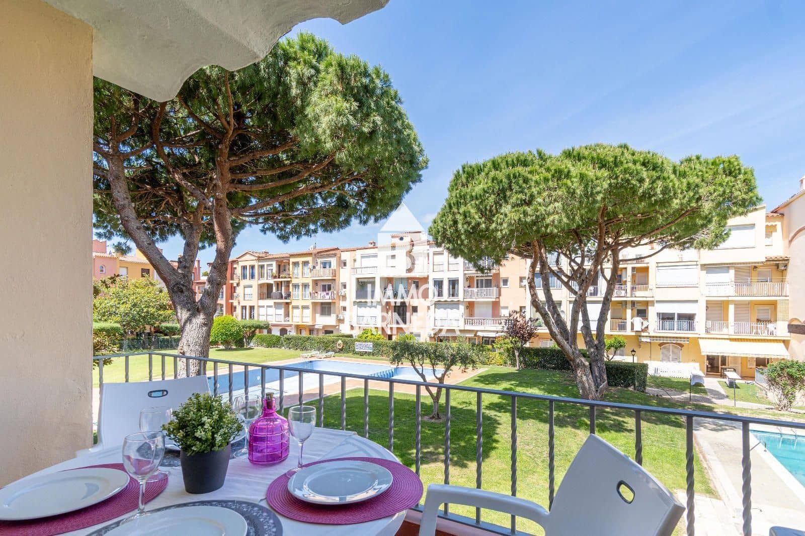 2 sovrum Lägenhet till salu i Empuriabrava med pool - 257 000 € (Ref: 10155561)