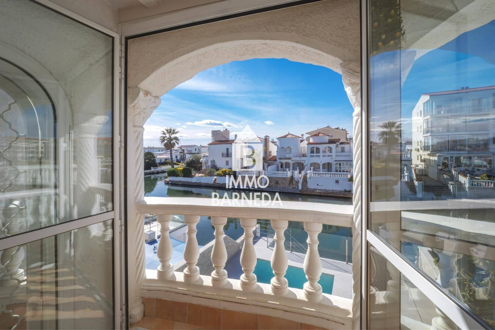3 slaapkamer Villa te koop in Empuriabrava met zwembad garage - € 460.000 (Ref: 10159971)