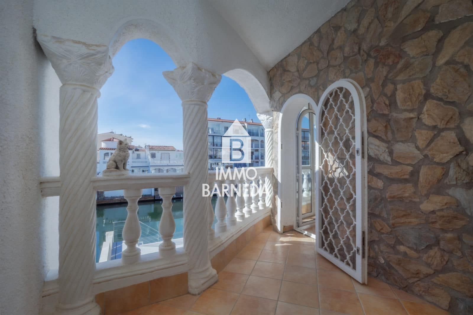 3 slaapkamer Villa te koop in Empuriabrava met zwembad garage - € 460.000 (Ref: 10159971)