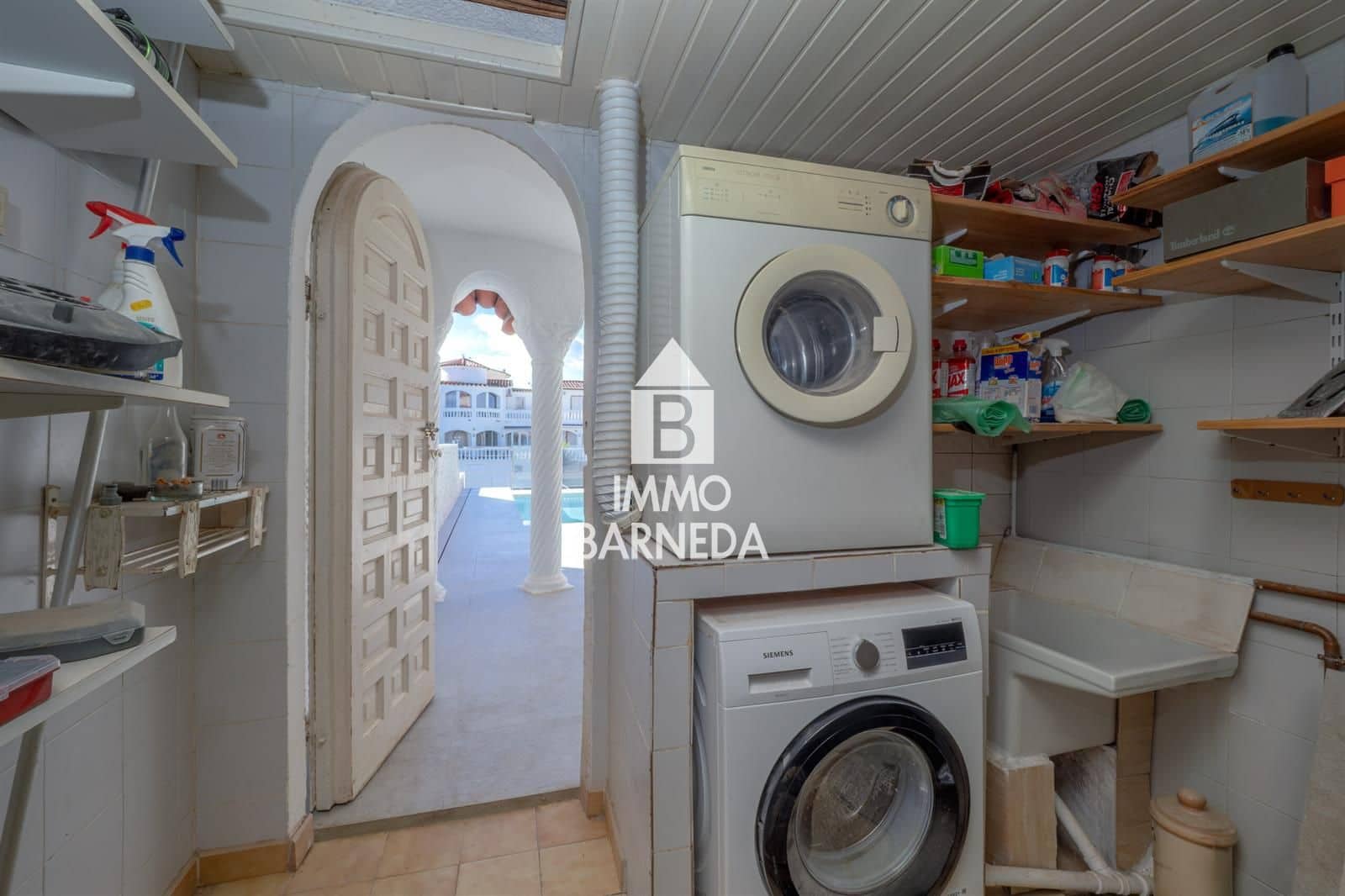 3 slaapkamer Villa te koop in Empuriabrava met zwembad garage - € 460.000 (Ref: 10159971)