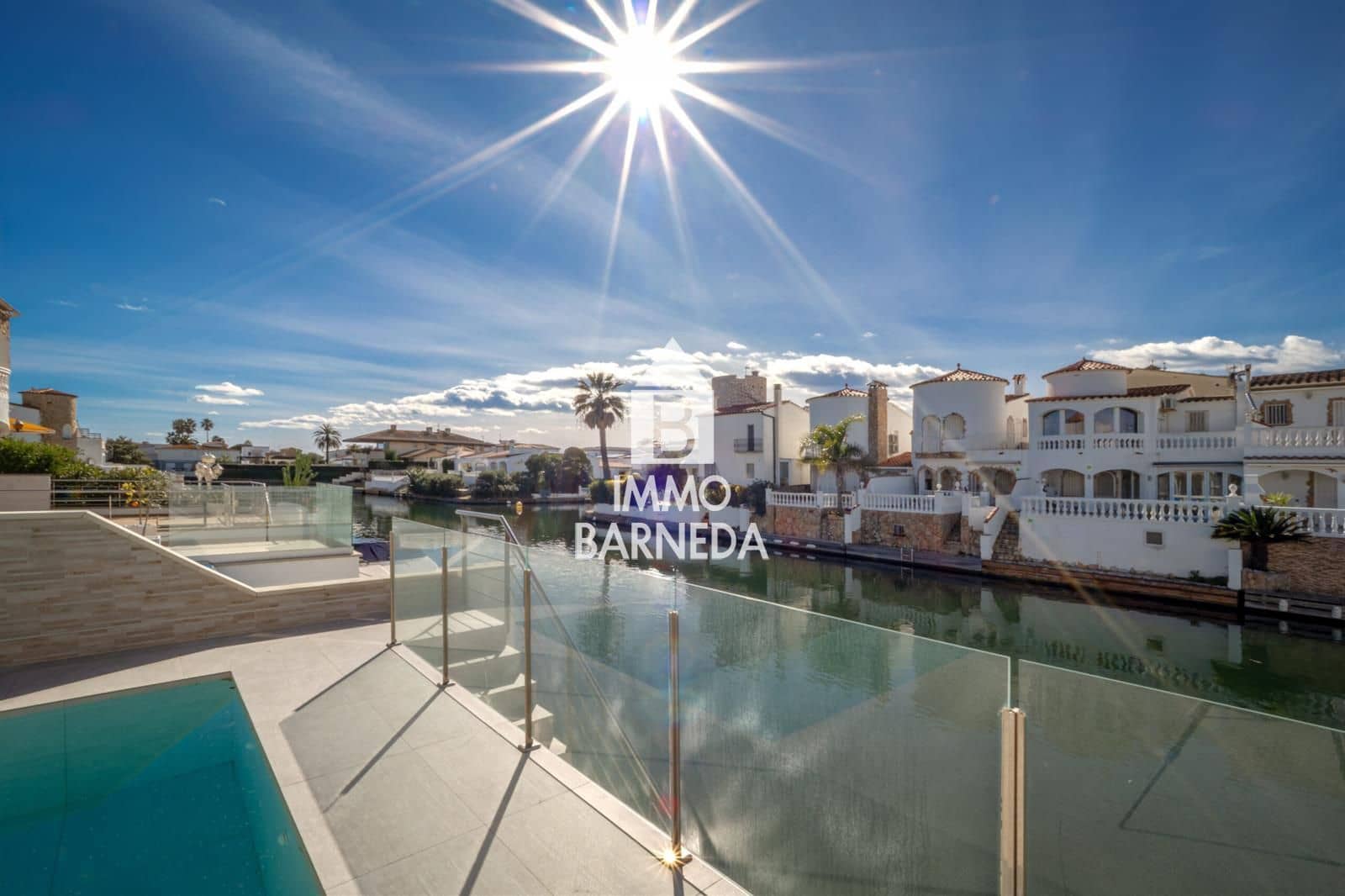 3 slaapkamer Villa te koop in Empuriabrava met zwembad garage - € 460.000 (Ref: 10159971)
