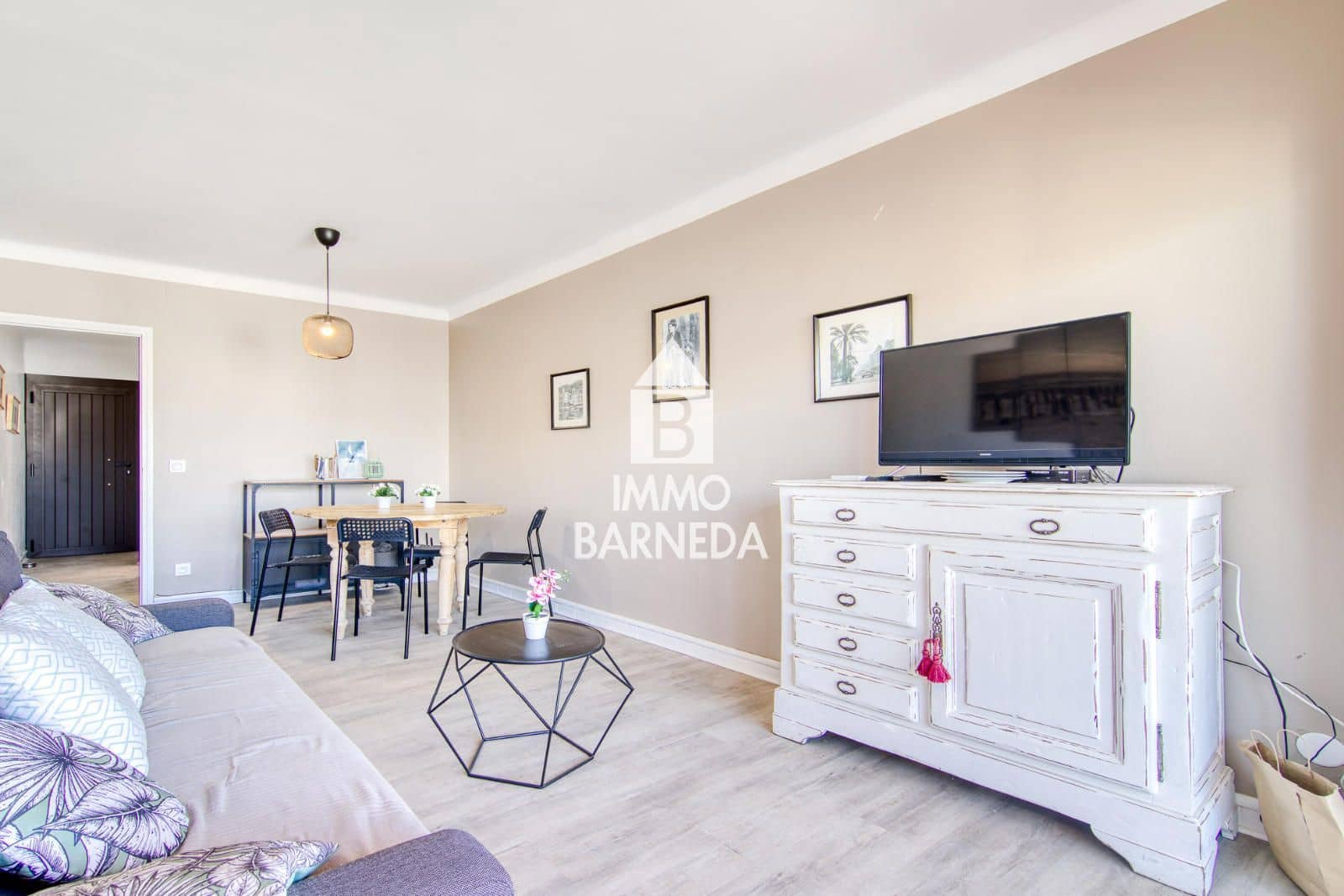 2 bedroom Flat for sale in Santa Margarida with garage - € 259,000 (Ref: 10163626)