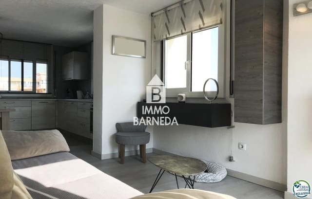 1 bedroom Flat for sale in Santa Margarida, Roses with garage - € 178,000 (Ref: 10165369)
