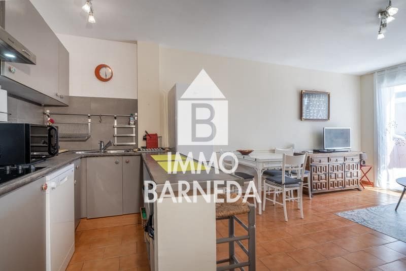 2 soveværelse Lejlighed til salg i Empuriabrava med swimmingpool - € 188.000 (Ref: 10166943)