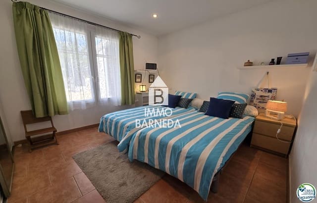 3 sypialnia Willa na sprzedaż w Empuriabrava, Castelló d'Empúries z basenem garażem - 849 000 € (Ref: 10185456)