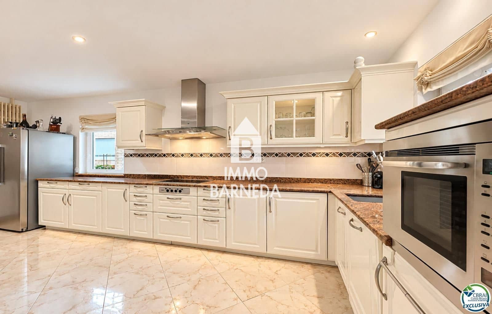 2 sypialnia Willa na sprzedaż w Empuriabrava z garażem - 490 000 € (Ref: 10185951)