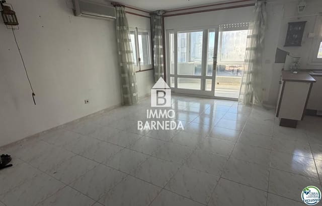 1 bedroom Flat for sale in Santa Margarida, Roses with garage - € 158,000 (Ref: 10187637)