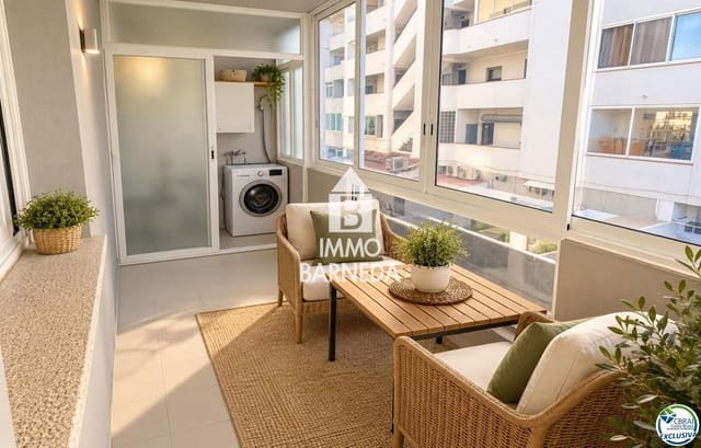 1 bedroom Flat for sale in Santa Margarida, Roses with garage - € 158,000 (Ref: 10187637)