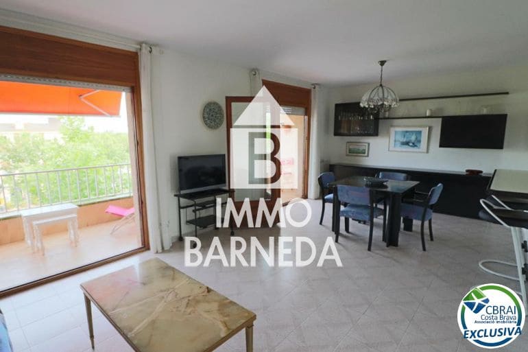 2 slaapkamer Flat te koop in Empuriabrava - € 219.000 (Ref: 8835077)