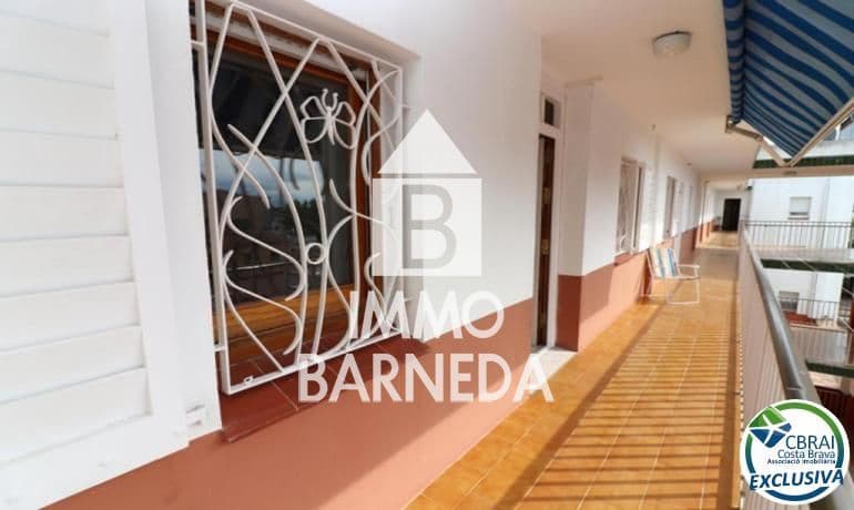 2 slaapkamer Flat te koop in Empuriabrava - € 219.000 (Ref: 8835077)