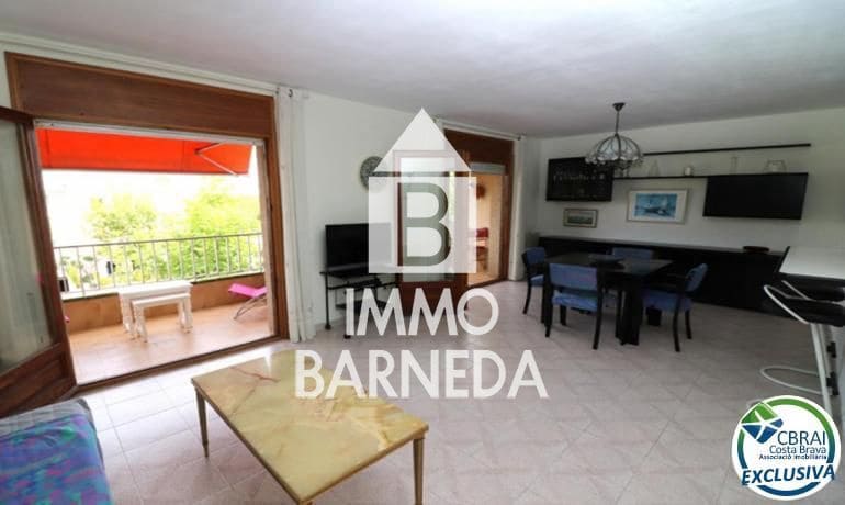 2 slaapkamer Flat te koop in Empuriabrava - € 219.000 (Ref: 8835077)