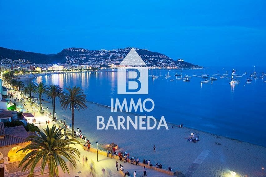 6 bedroom Flat for sale in Roses - € 315,000 (Ref: 8835087)