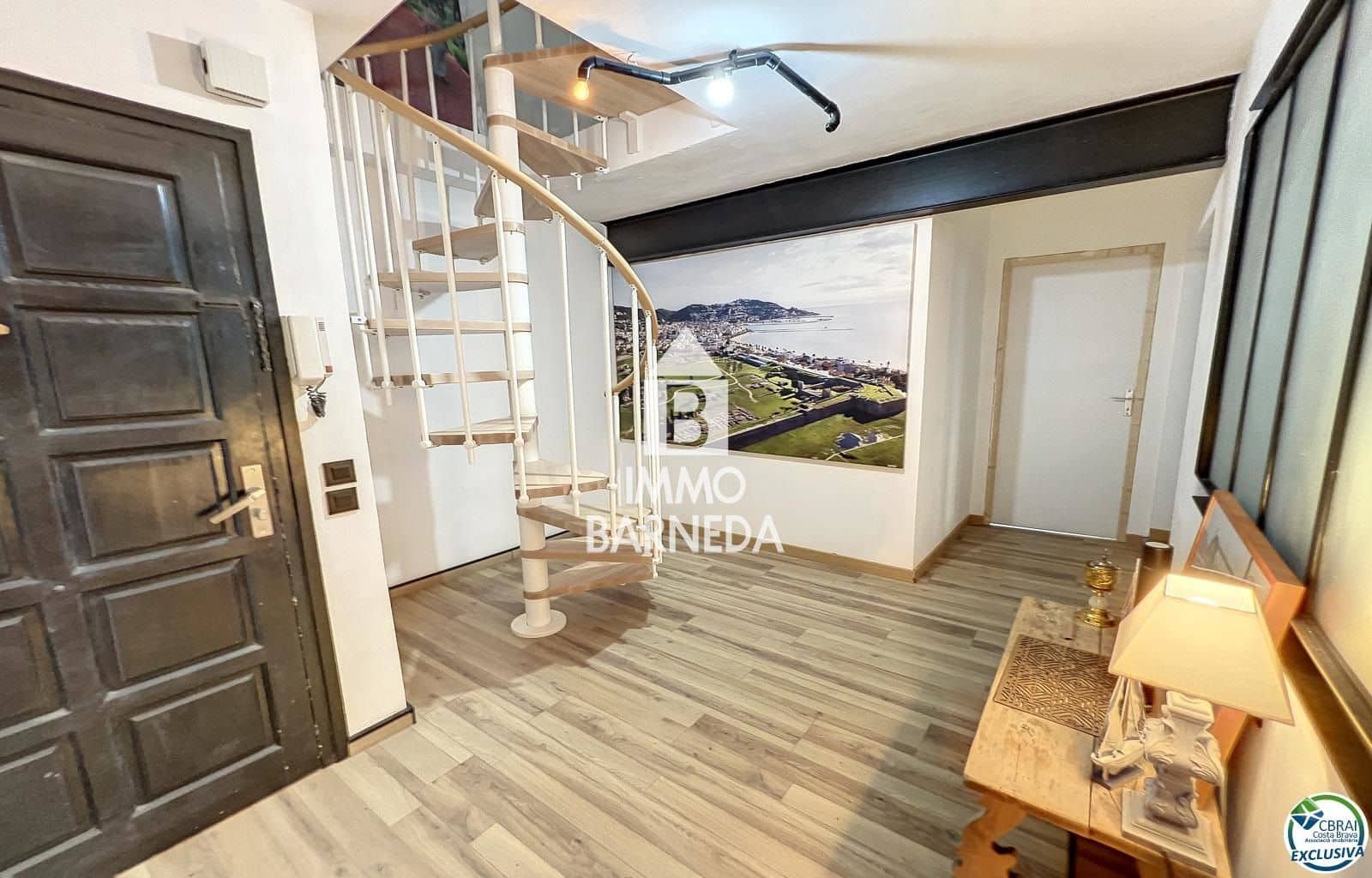 6 bedroom Flat for sale in Roses - € 315,000 (Ref: 8835087)