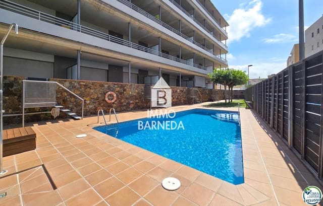 2 slaapkamer Flat te koop in Santa Margarida, Roses met zwembad garage - € 298.000 (Ref: 8835119)