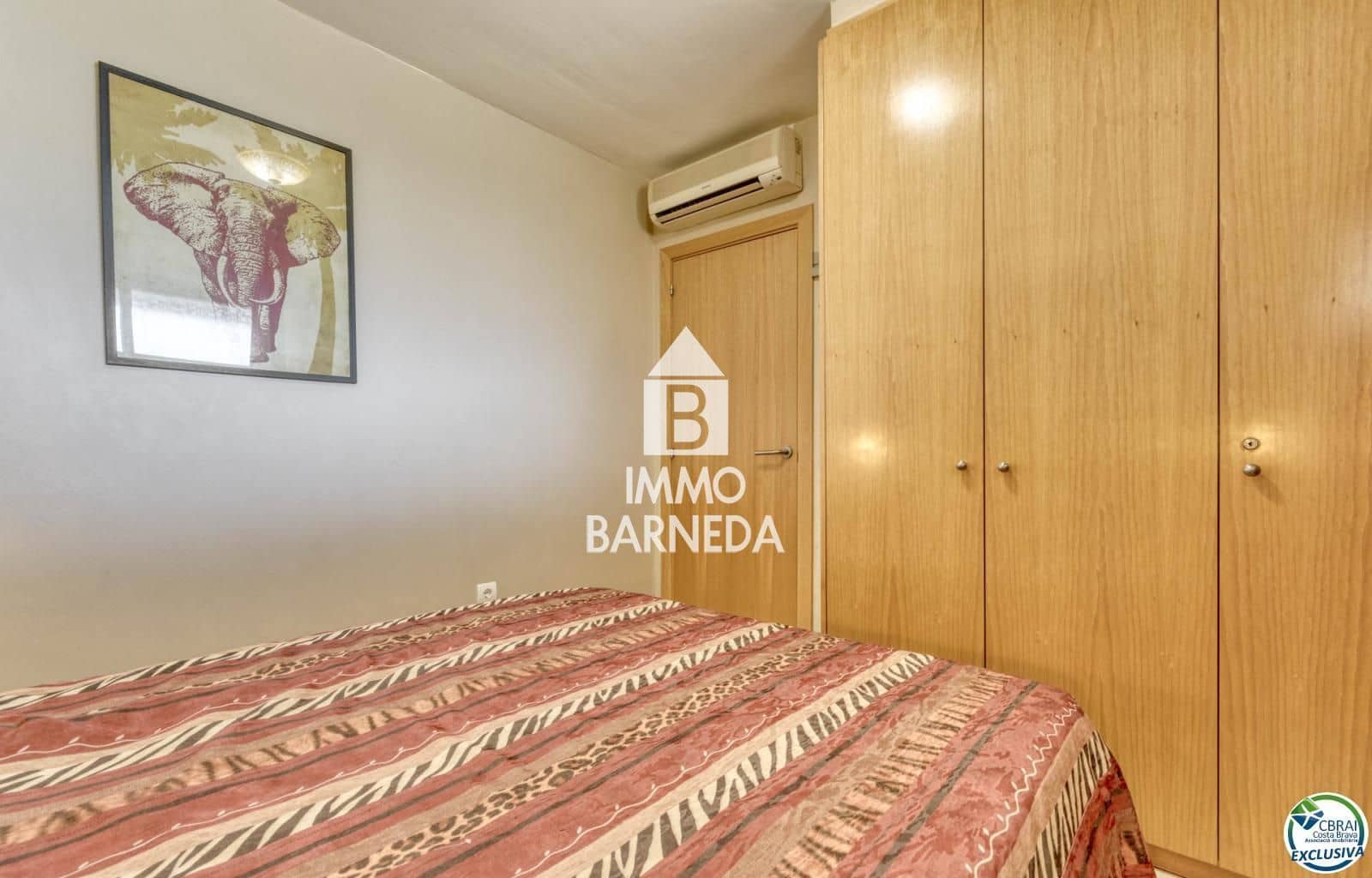 2 slaapkamer Flat te koop in Roses met zwembad garage - € 298.000 (Ref: 8835119)