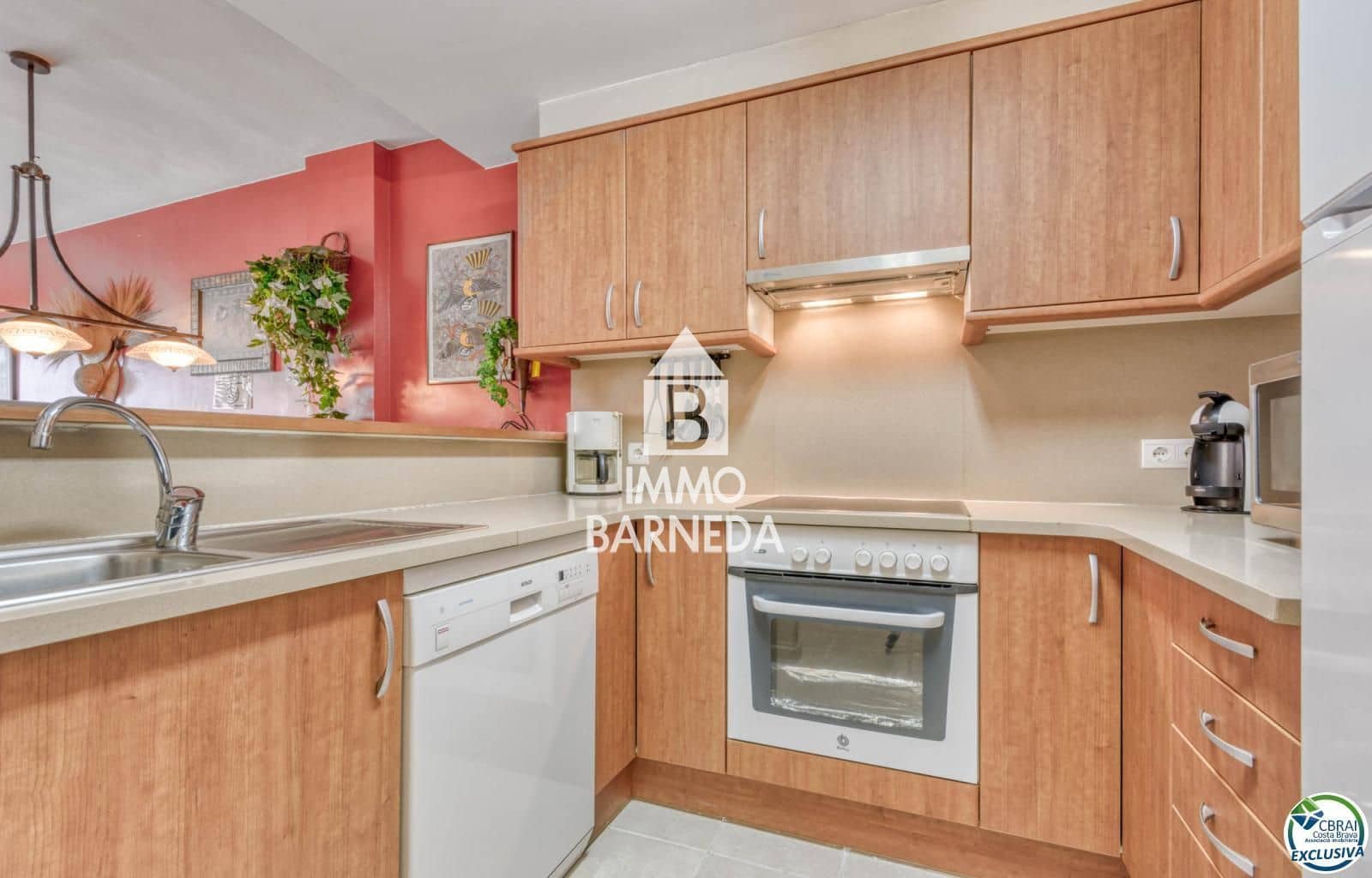 2 slaapkamer Flat te koop in Roses met zwembad garage - € 298.000 (Ref: 8835119)