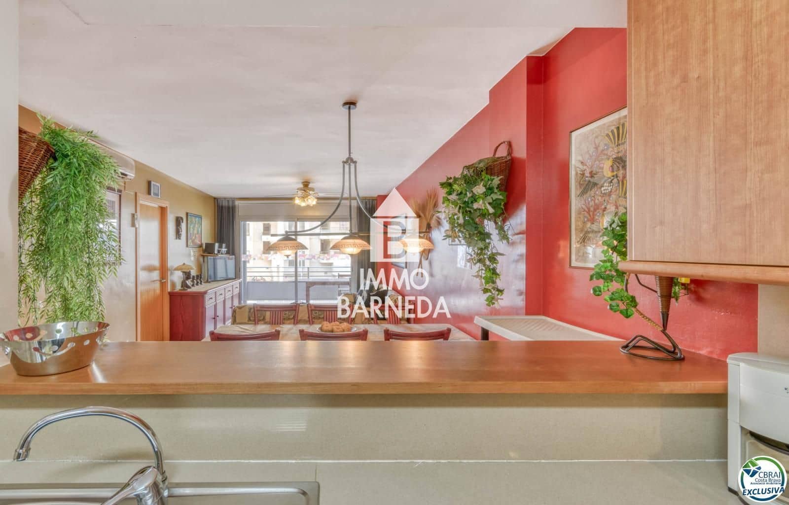 2 slaapkamer Flat te koop in Roses met zwembad garage - € 298.000 (Ref: 8835119)