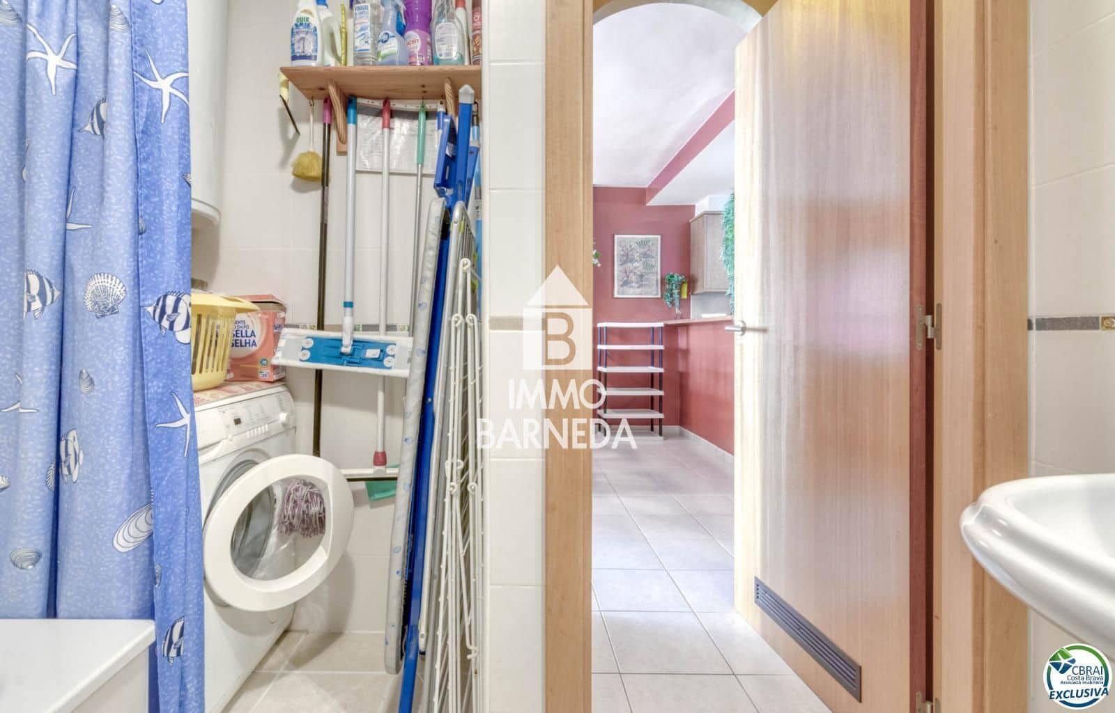 2 slaapkamer Flat te koop in Roses met zwembad garage - € 298.000 (Ref: 8835119)