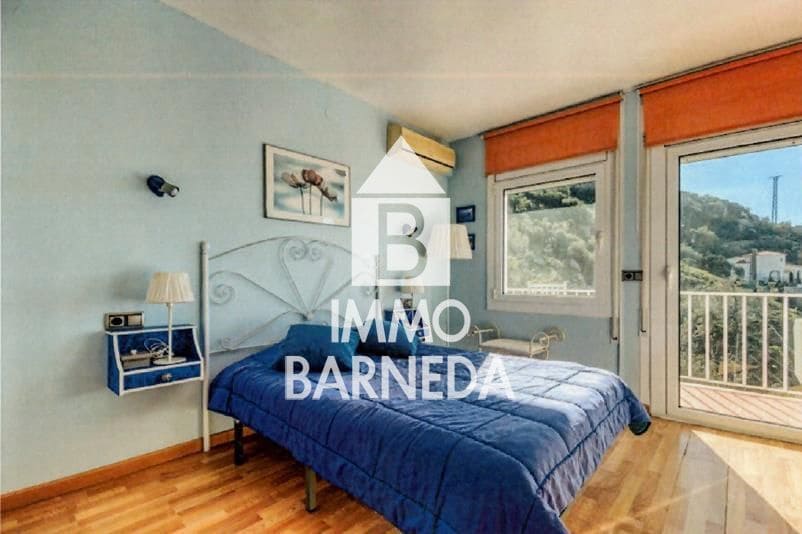 3 soveværelse Villa til salg i Roses med swimmingpool garage - € 790.000 (Ref: 8835327)