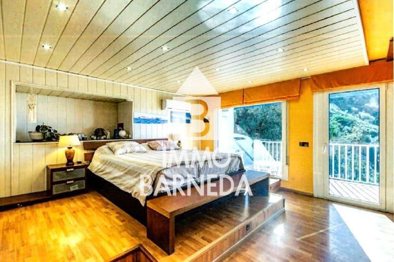 3 soveværelse Villa til salg i Roses med swimmingpool garage - € 790.000 (Ref: 8835327)