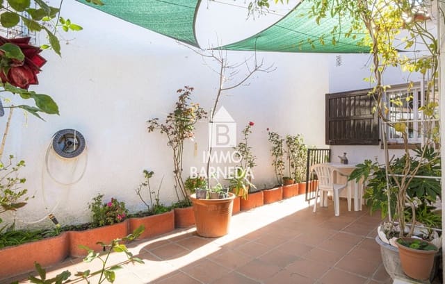 3 bedroom Villa for sale in Roses with garage - € 229,000 (Ref: 8835331)