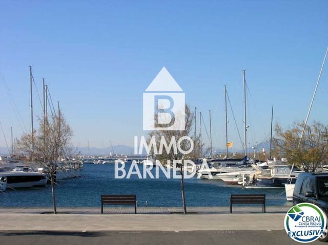 3 soverom Villa til salgs i Roses med svømmebasseng garasje - € 675 000 (Ref: 8835347)