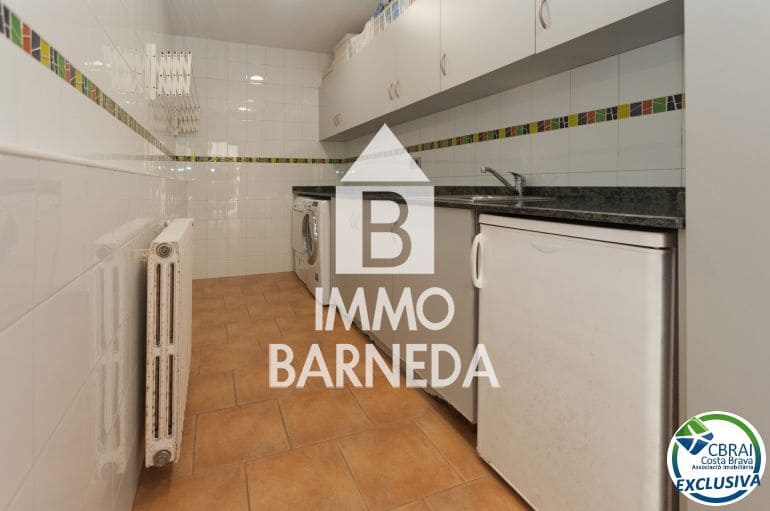 3 bedroom Villa for sale in Roses with pool - € 675,000 (Ref: 8835347)